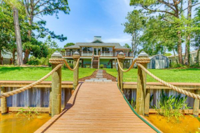 Waterfront Florida Vacation Rental with Boat Dock